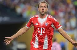 九游娱乐- 凯恩 中场 